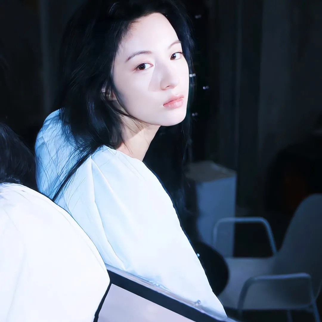 娇娃闹军营
